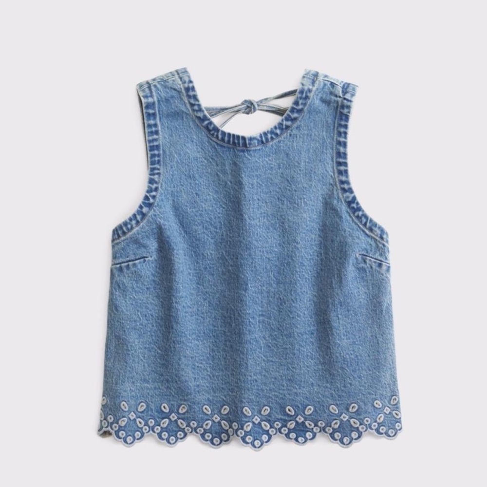 Abercrombie & Fitch Eyelet Denim Shell Top